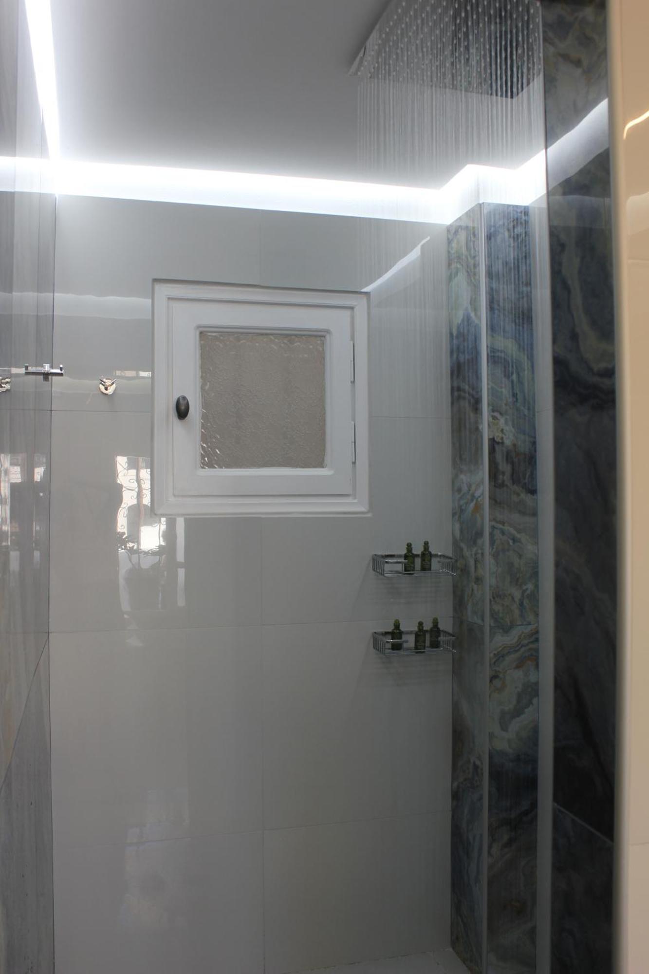 The Rock Luxury Homes Mesaria Exterior foto